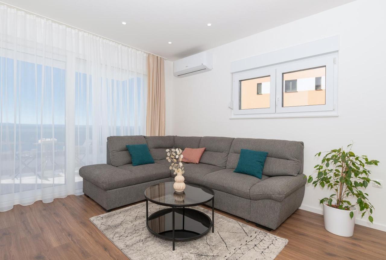 Apartment Pepe Makarska Exterior photo